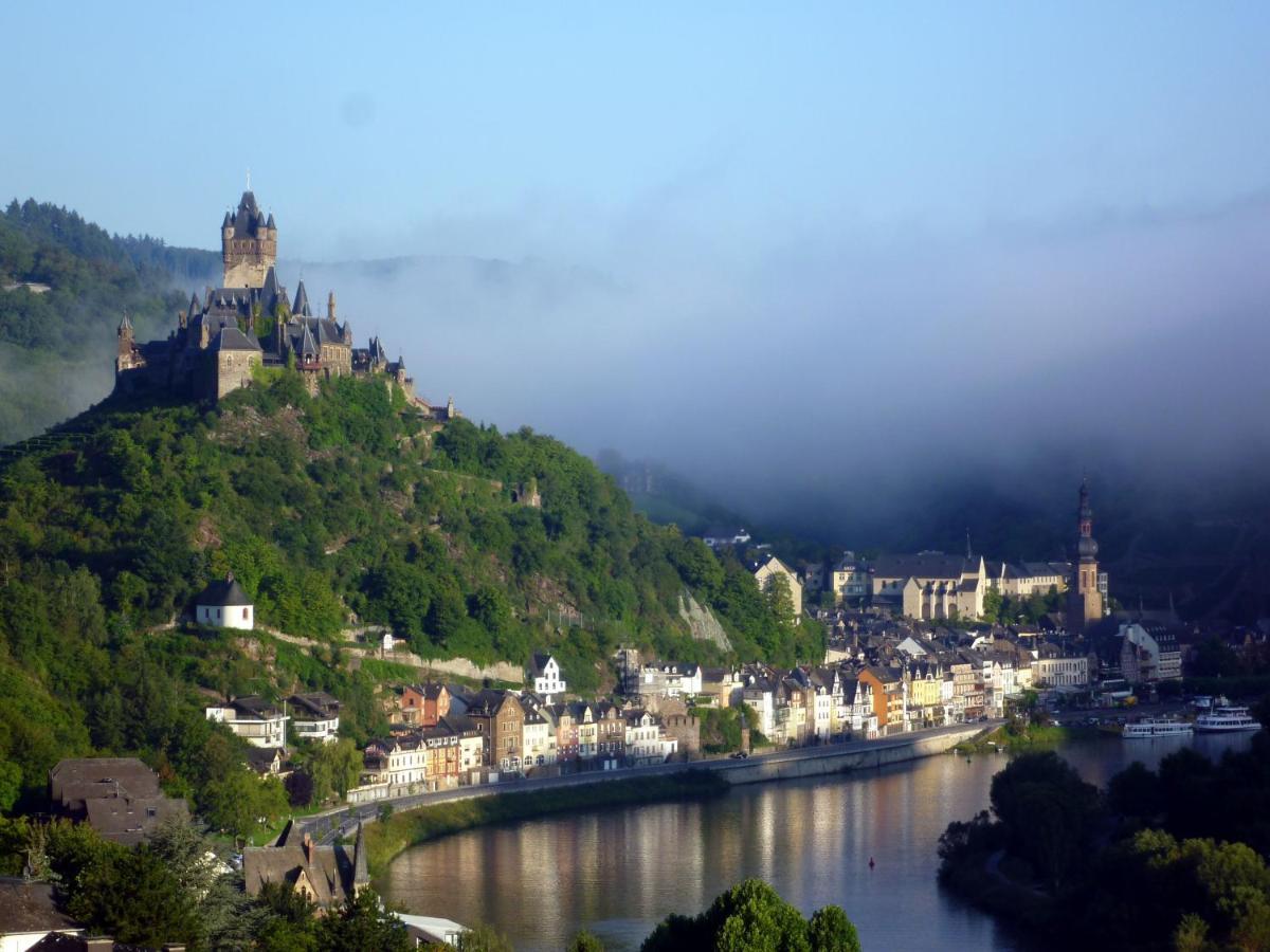 كوتشيم Apartment Happy Mosel الغرفة الصورة